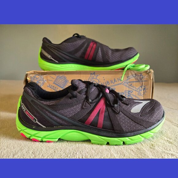 Brooks PureConnect 2 All Terrain Pink/Green Gecko Split-Toe Road Runner 1201321B - Picture 6 of 16